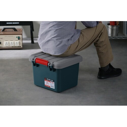 �q�u�a�n�w