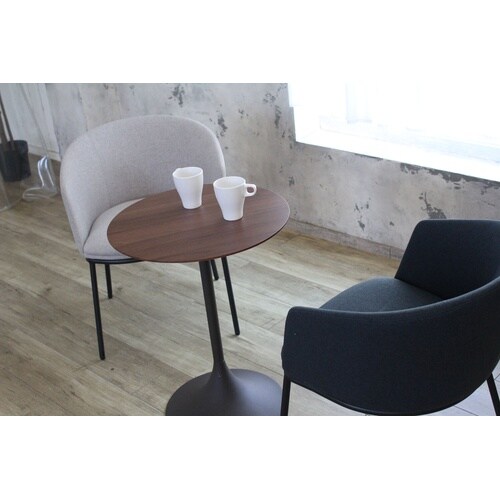 トラムカフェテーブル