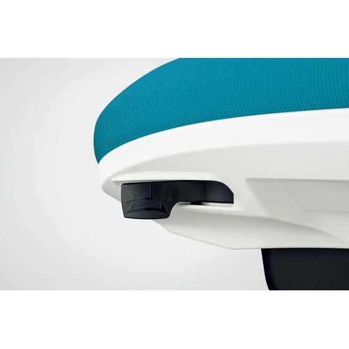 ���C�h�`�F�A