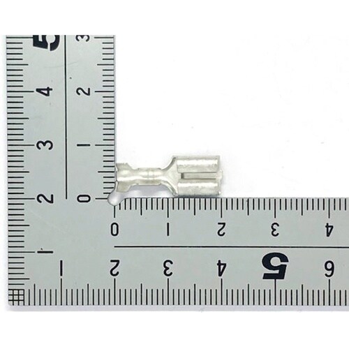 ファストン端子