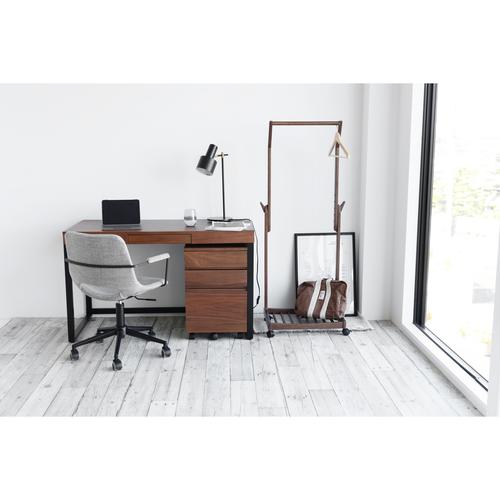 ハンガーラックフィン