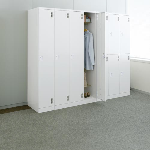 マスタースチールロッカー　１人用スリム（組立てサービス付き家具）
