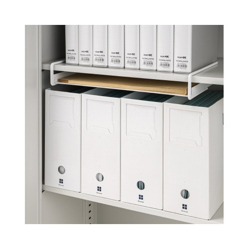 棚板に吊り下げられる書類収納トレー A4ワイド